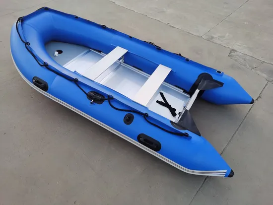 Scialuppa di salvataggio con motore fuoribordo per addestramento